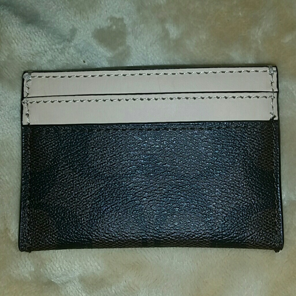 NWOT authentic coach card holder - Picture 2 of 3